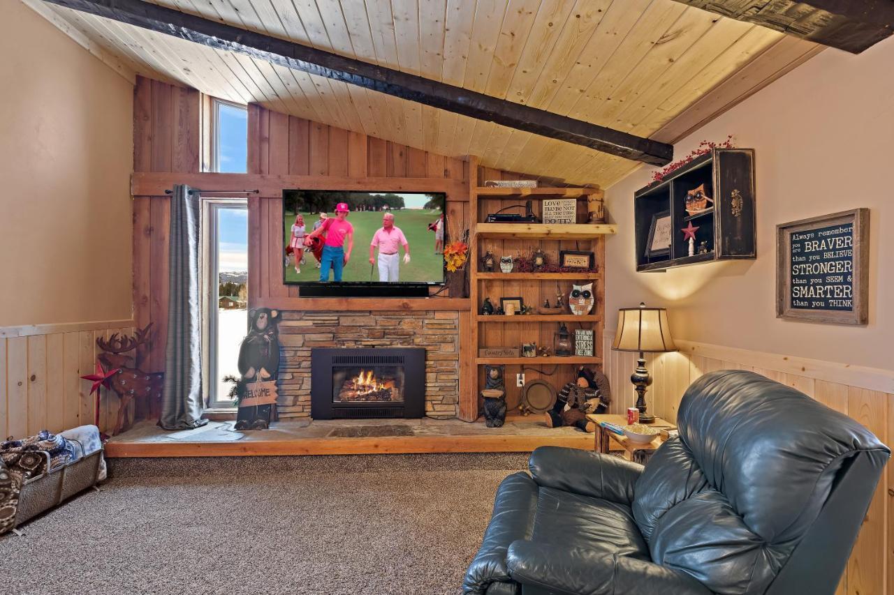Huckleberry Hollow By Kabino Hot Tub Firepit Ps2 Satellite Grill Wifi Golf Course Island Park Luaran gambar